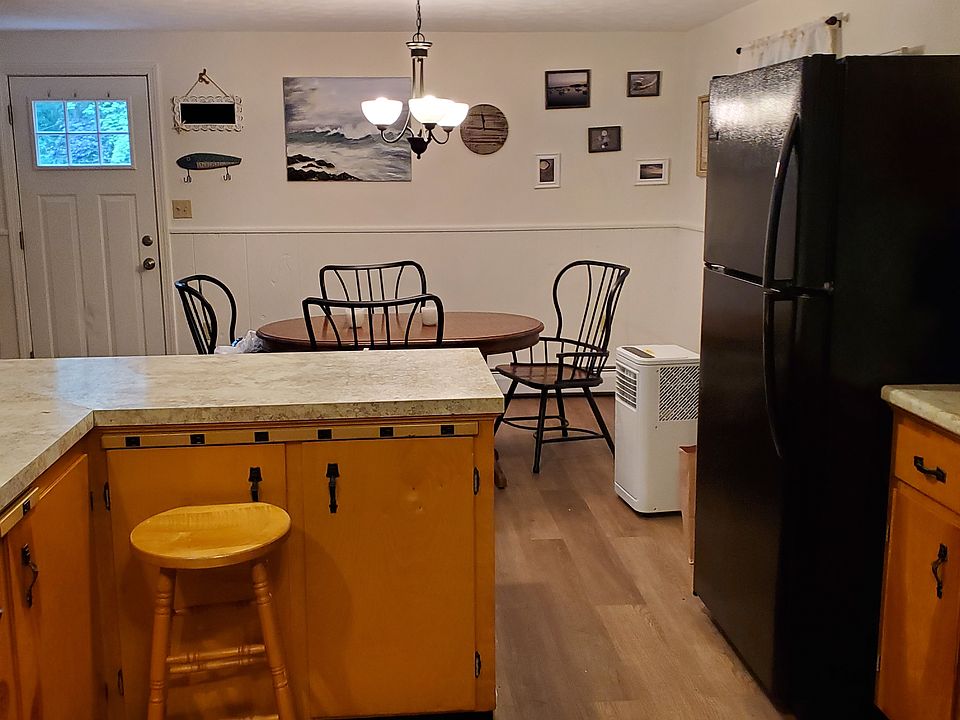 4 Laurene Dr Old Orchard Beach ME Zillow