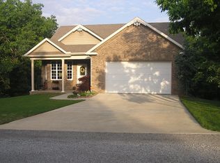 6 Hemel Ln, Bella Vista, AR 72714