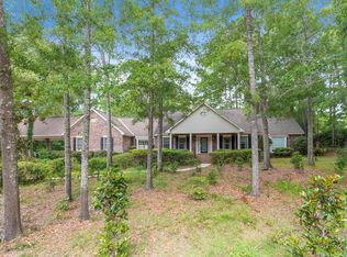 4 Foxchase Dr, Dothan, AL 36305