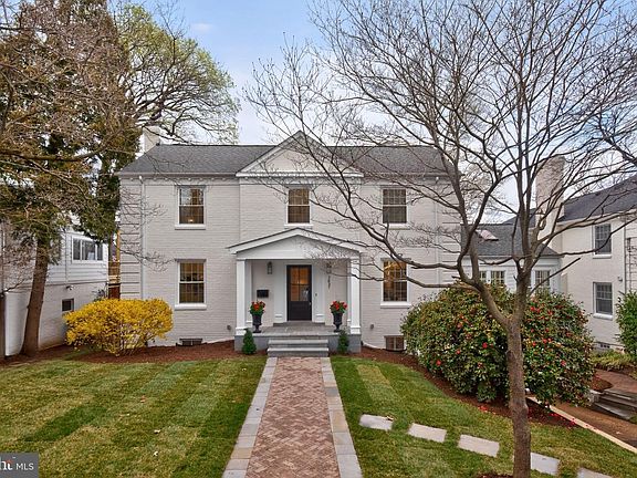 3rd image of 3637 Tilden St NW