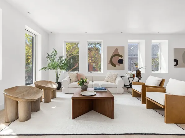 415 Degraw St #2, Brooklyn, NY 11217