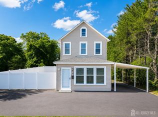 377 W Park Ave, Oakhurst, NJ 07755