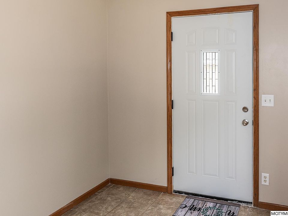 1715 N Delaware Ave, Mason City, IA 50401 Zillow