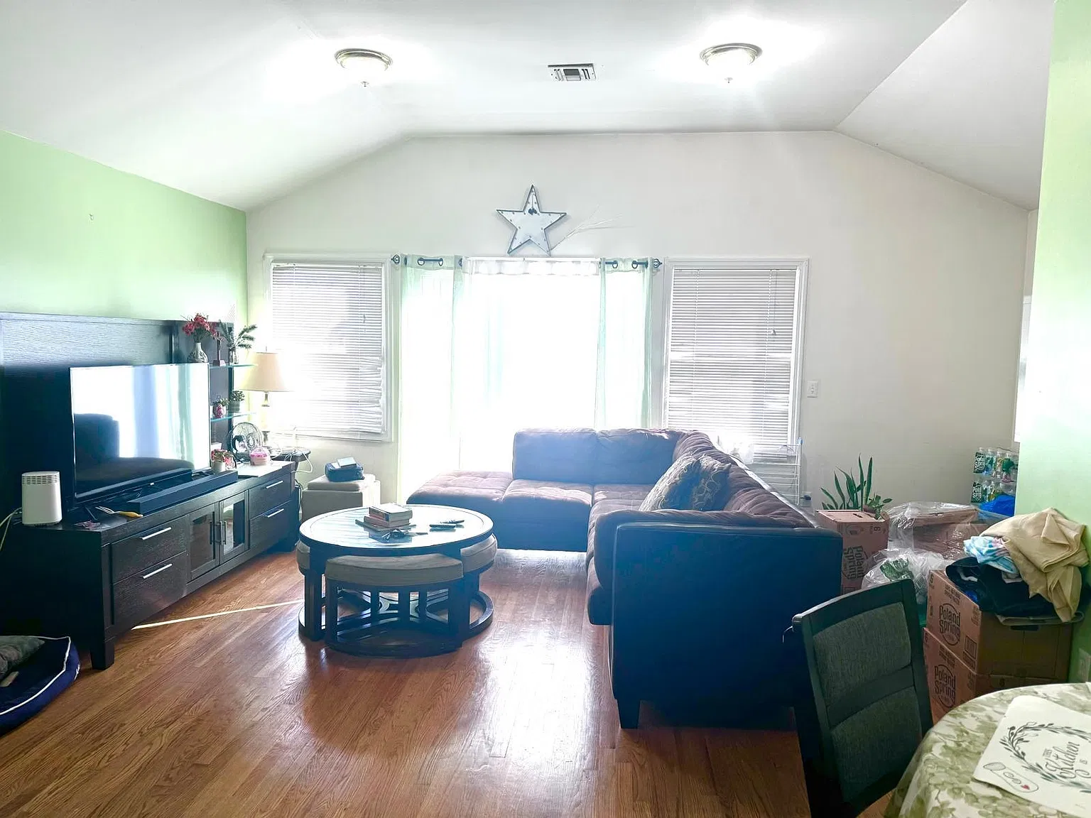 3 bed, 2.0 bath, $2,600 — Photo 3