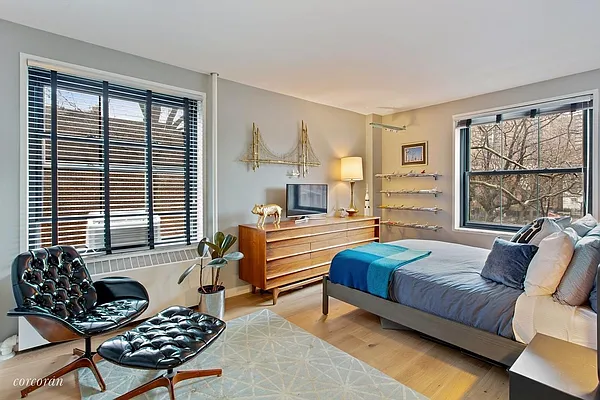 Sold by Corcoran | media 4