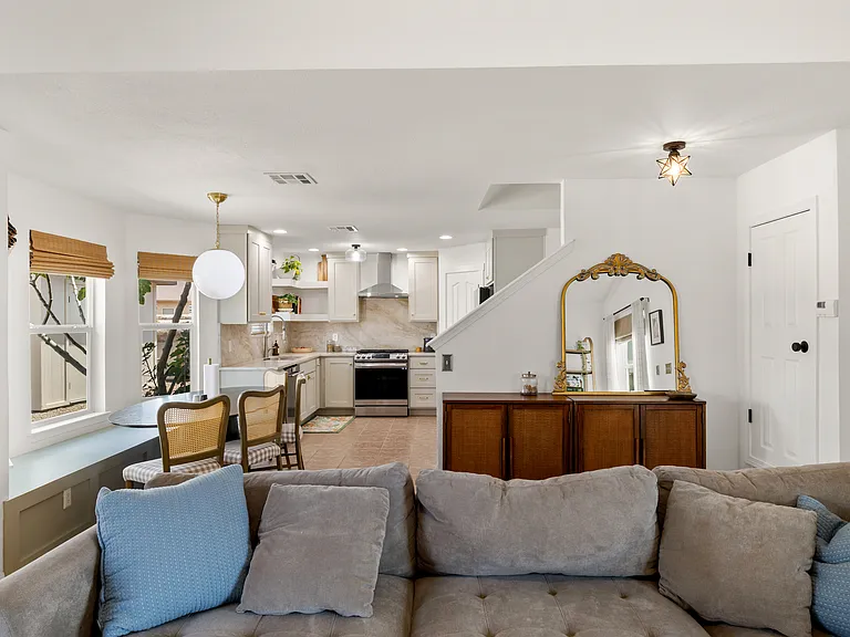6971 Shrub Oak Dr — Photo 4