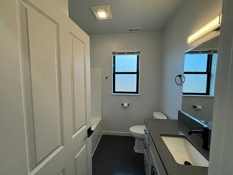 1495 Oxbow Dr — Photo 5