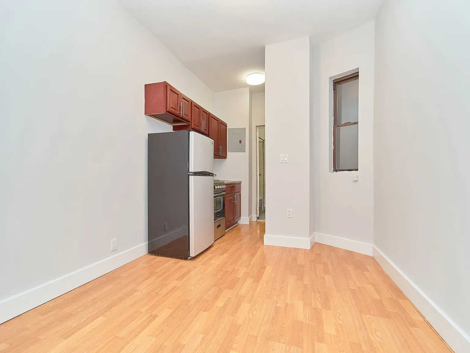 531 East 81st Street — Photo 3