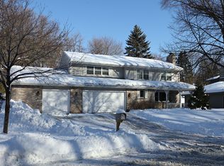 195 W Kraft Rd, West Saint Paul, MN 55118
