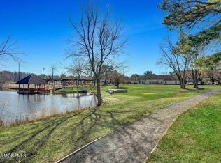 45 Leighton Ln, Manchester, NJ