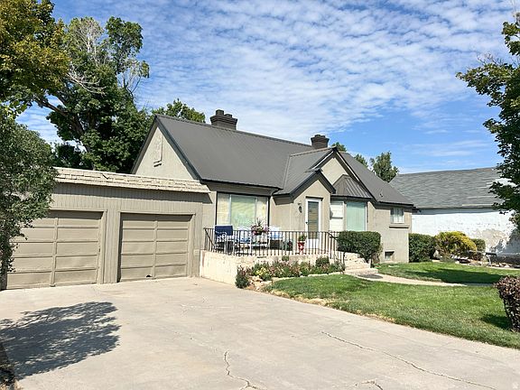 2nd image of 40 S State St W