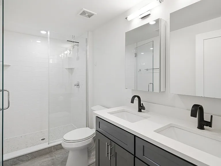 7013 Pipers Glen Way — Photo 14