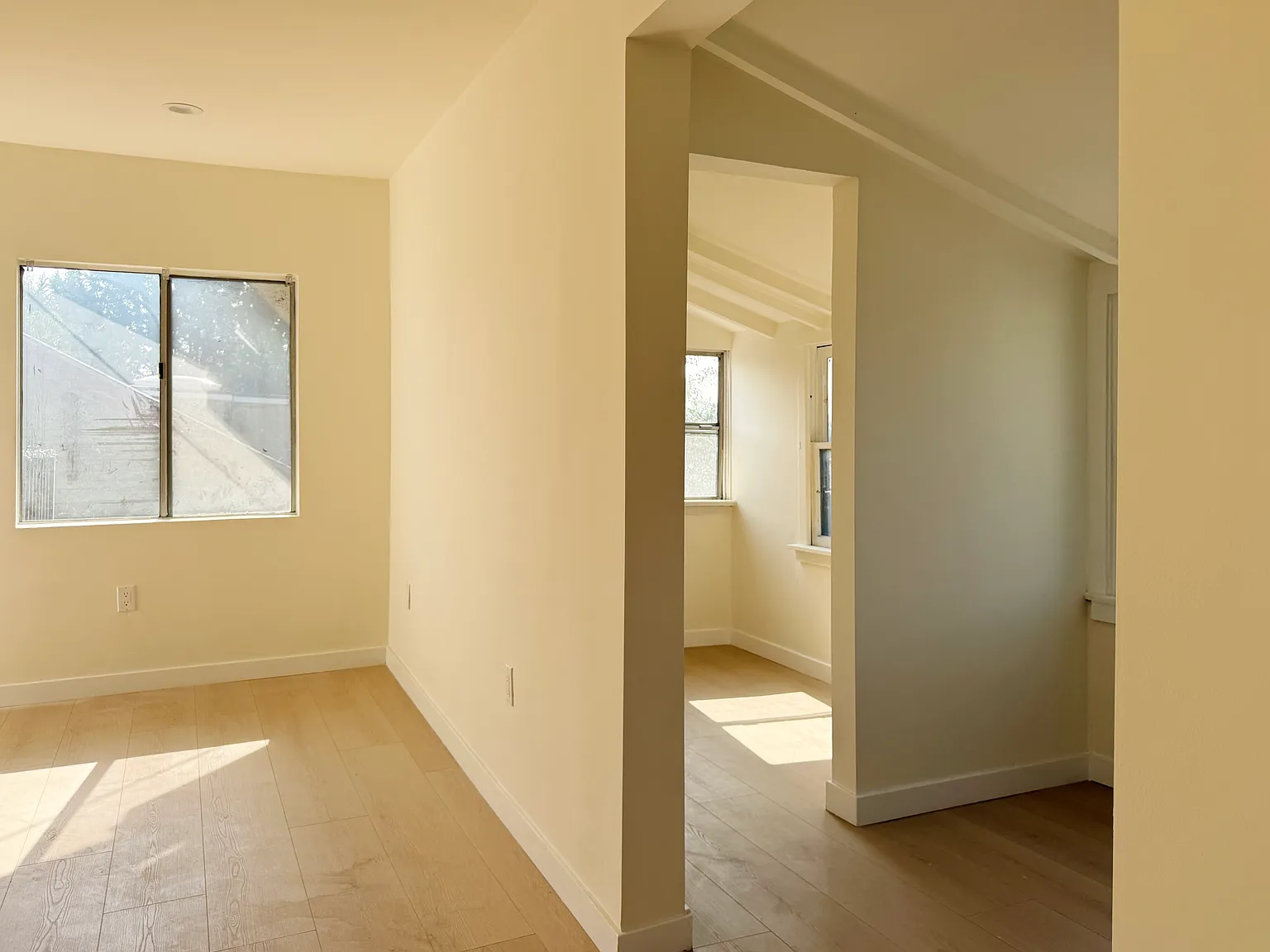 1827 Santa Ynez St — Photo 4