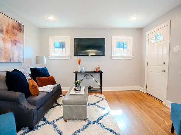 5th image of 7741 Elene Ave