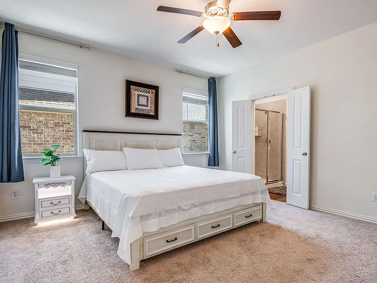 844 Lauren Grove Ln — Photo 3