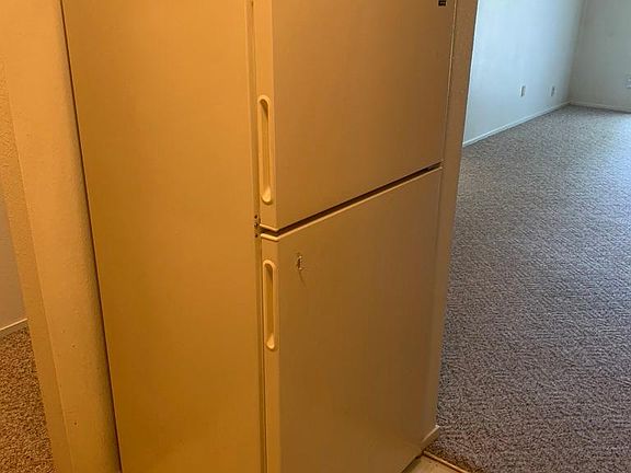 3rd image of 425 S 1000 E APT 304C