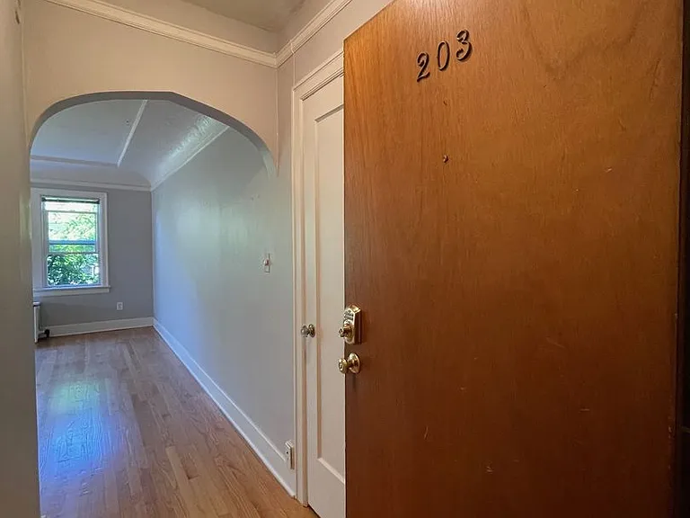 1609 N 46th St — Photo 3