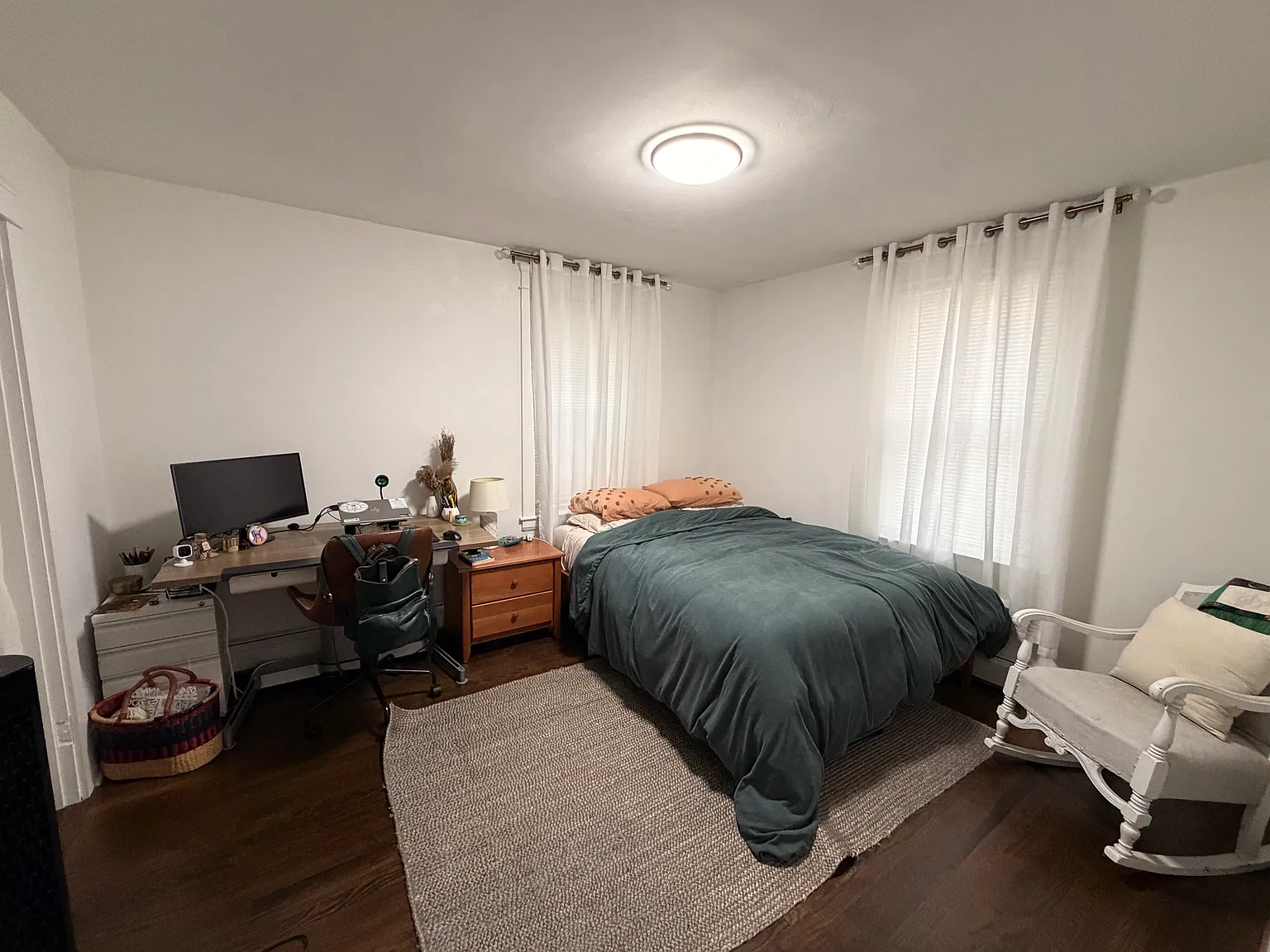 2 bed, 1188 sqft, $1,350 — Photo 3