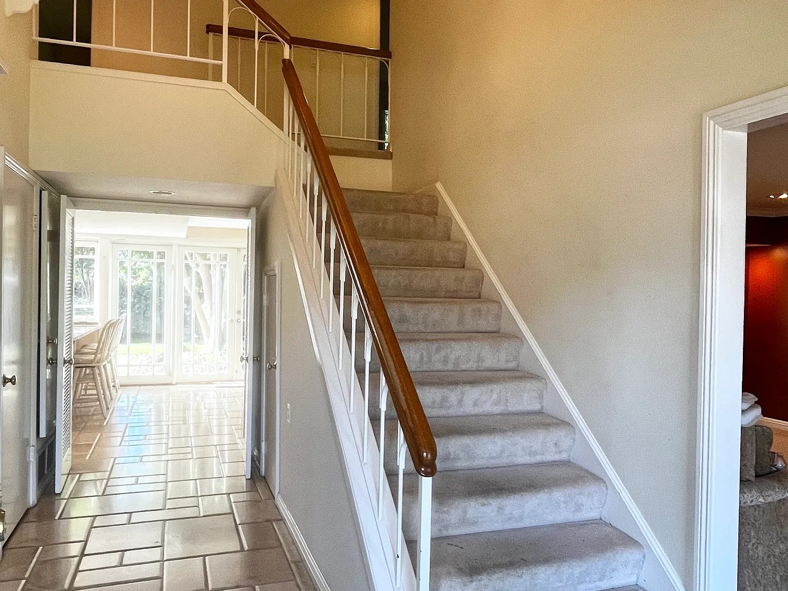 5 bed, 2744 sqft, $5,450 — Photo 2