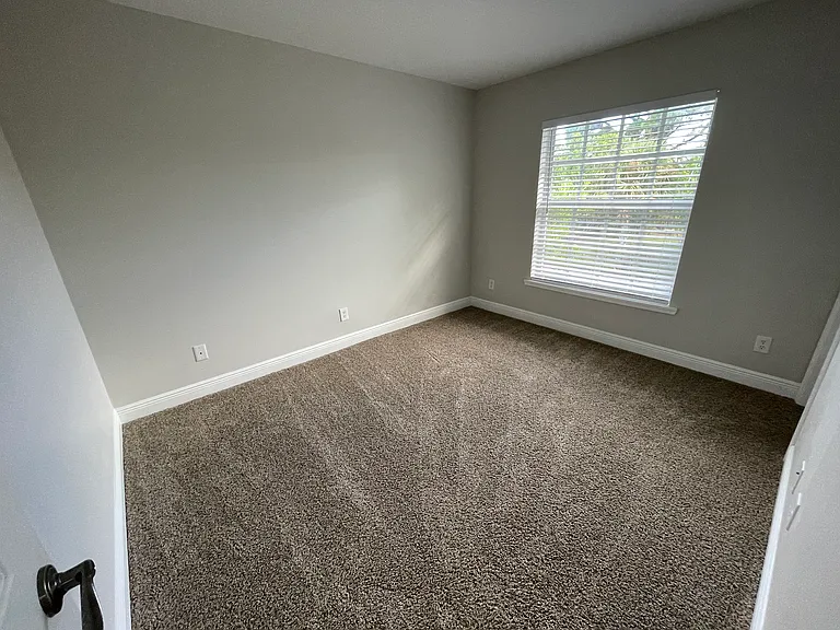 4661 Georgia Pines Dr — Photo 8