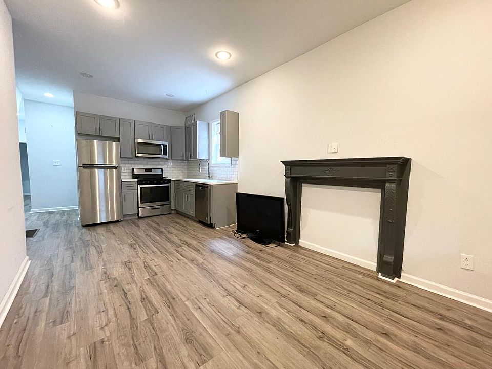 1st image of 133 S 51st St #1