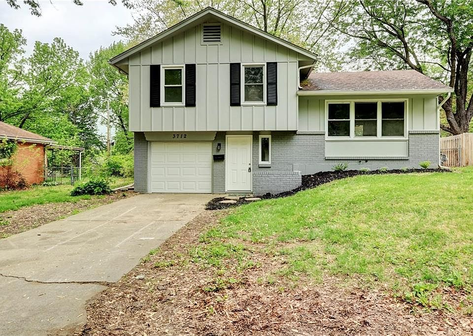 1st image of 3712 S Greenwich Ln
