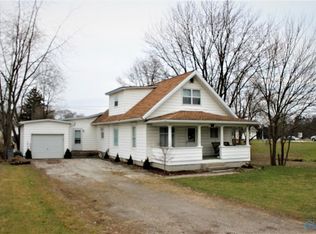 44 Hickory St, Defiance, OH 43512