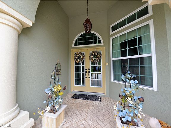3rd image of 10515 Curry Palm Ln #E