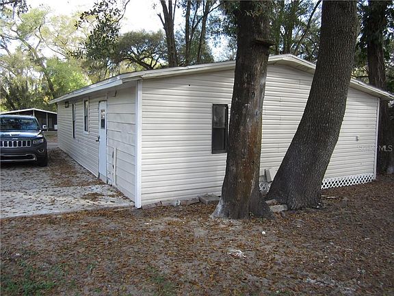3rd image of 10507 Bay Hills Cir