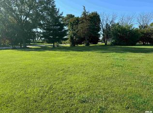 505 7th St, Andover, IL 61233