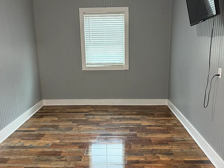 1 Walnut Way — Photo 4