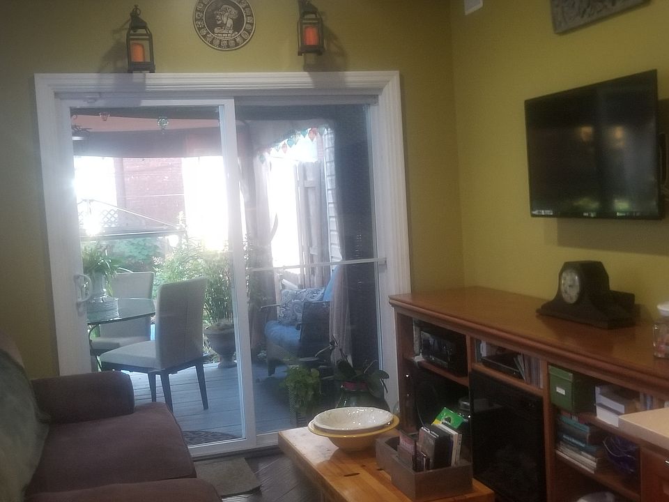 2nd image of 238 Greenwich St