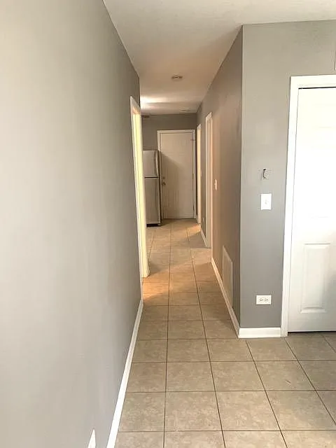 2846 N Drake Ave — Photo 3