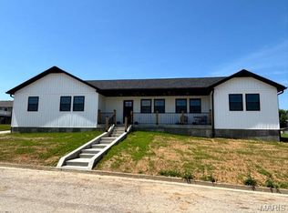 608 Gene Ave, Palmyra, MO 63461