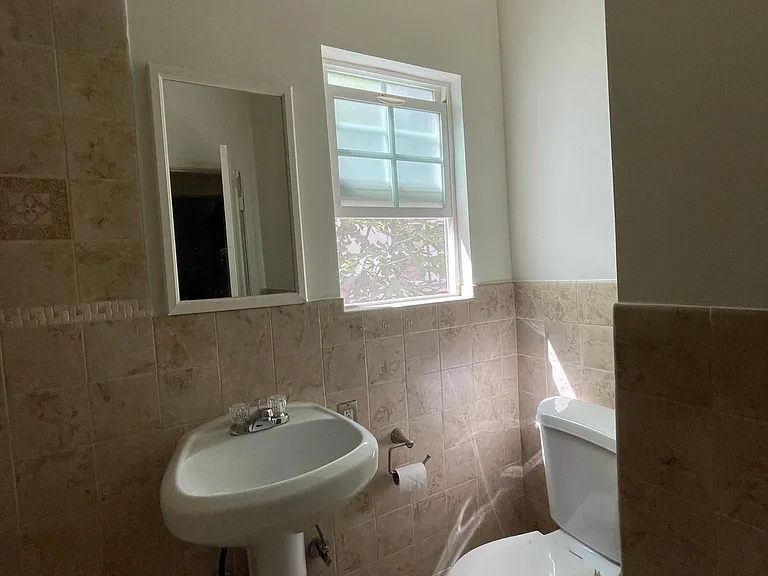 805 N Poinsettia Pl #3/5 — Photo 14