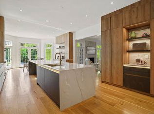 355 Greens Farms Rd, Westport, CT 06880