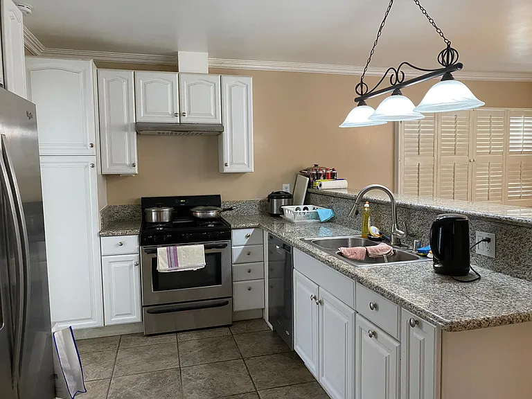 23724 Prospect Valley Dr — Photo 16
