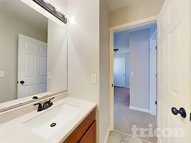 319 Quiet Grove Ln — Photo 14