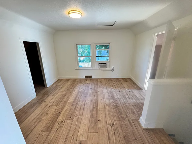 3800 G St — Photo 17