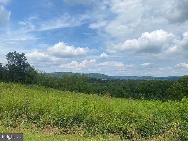 2nd image of 3537 Haycreek Rd