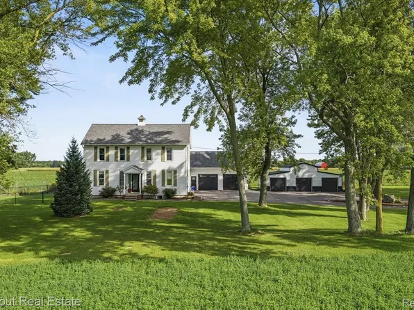 5750 Maple Rd, Frankenmuth, MI 48734