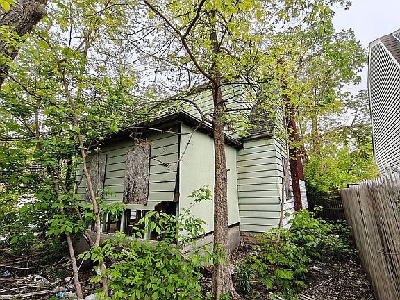 4th image of 3520 Van Buren St