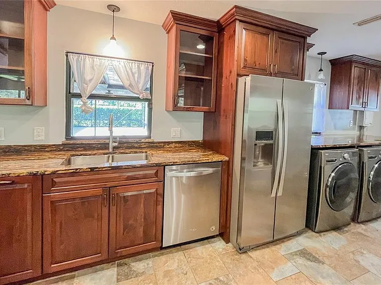 3502 Sunbeam Dr — Photo 6