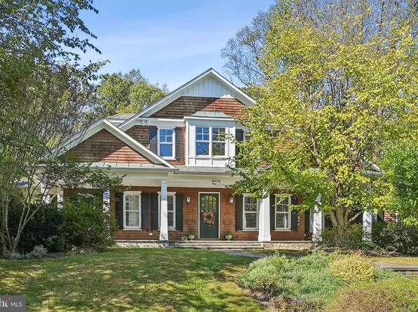 8620 Fenway Dr, Bethesda, MD 20817