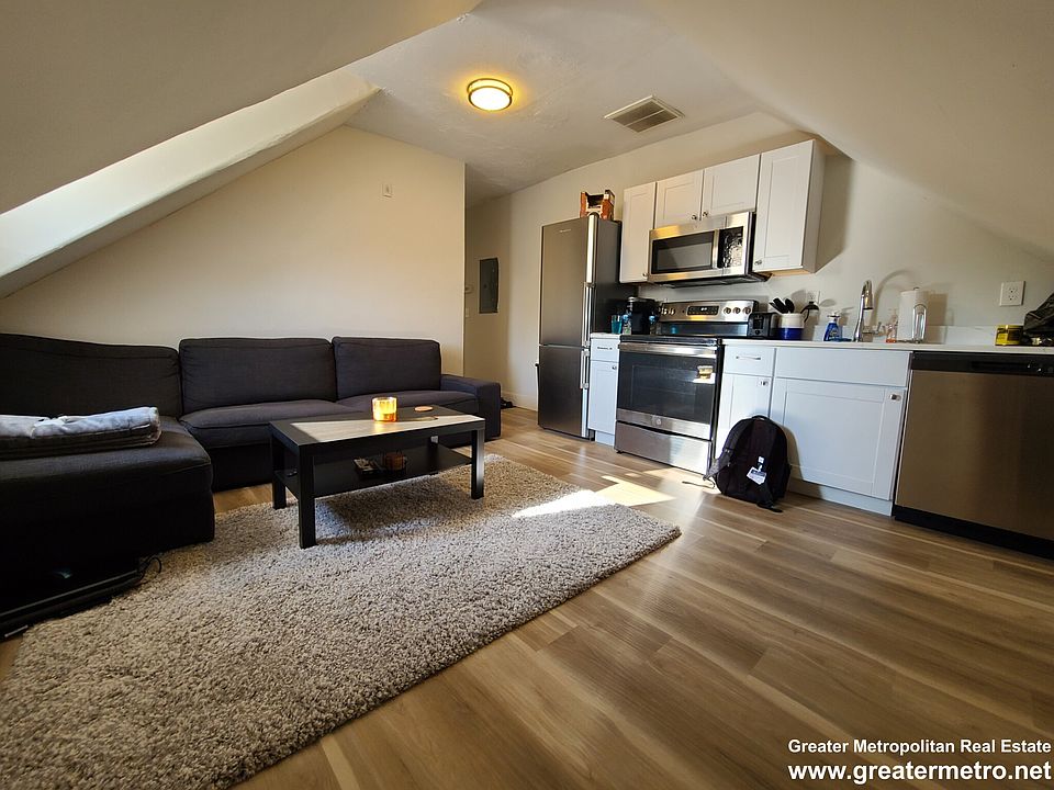 1st image of 203 Atlantic St #7