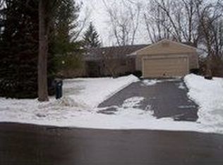 2715 Reeveston Rd, Richmond, IN 47374