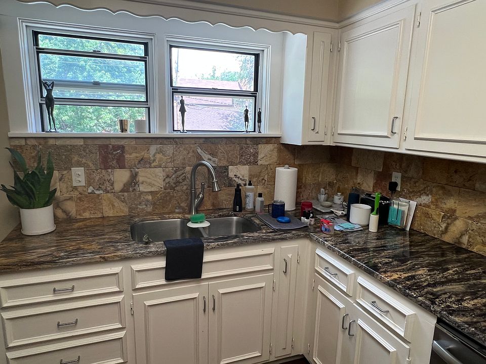Kitchen sink