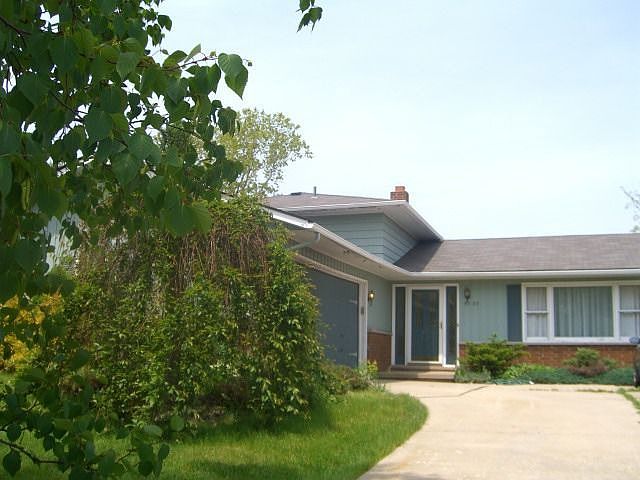 1st image of 4105 Rose Dr