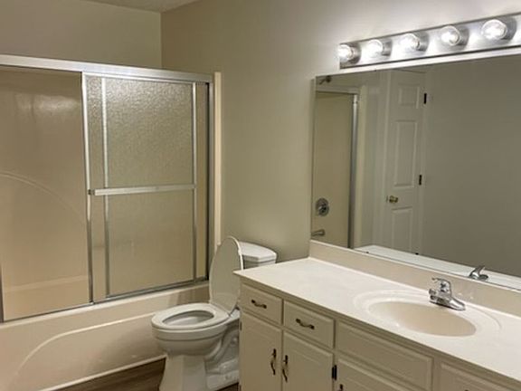 4th image of 130 Ashlin Woods Dr NE