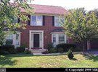 7826 Lakeland Valley Dr, Springfield, VA 22153